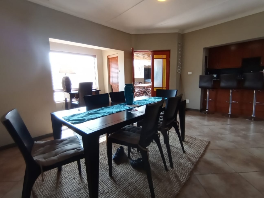 6 Bedroom Property for Sale in Vredefort Free State